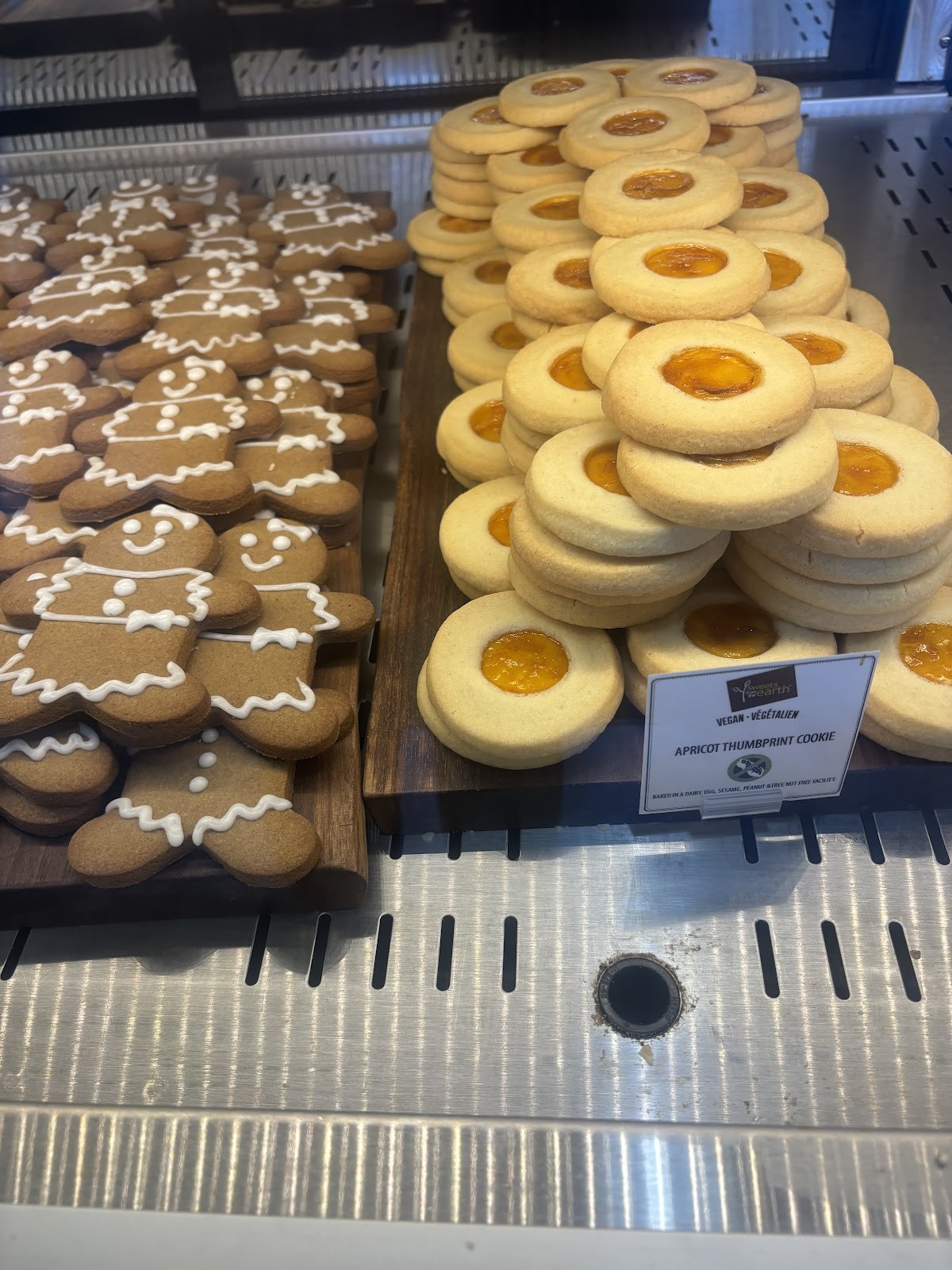 Sweets from the Earth: food & drinks