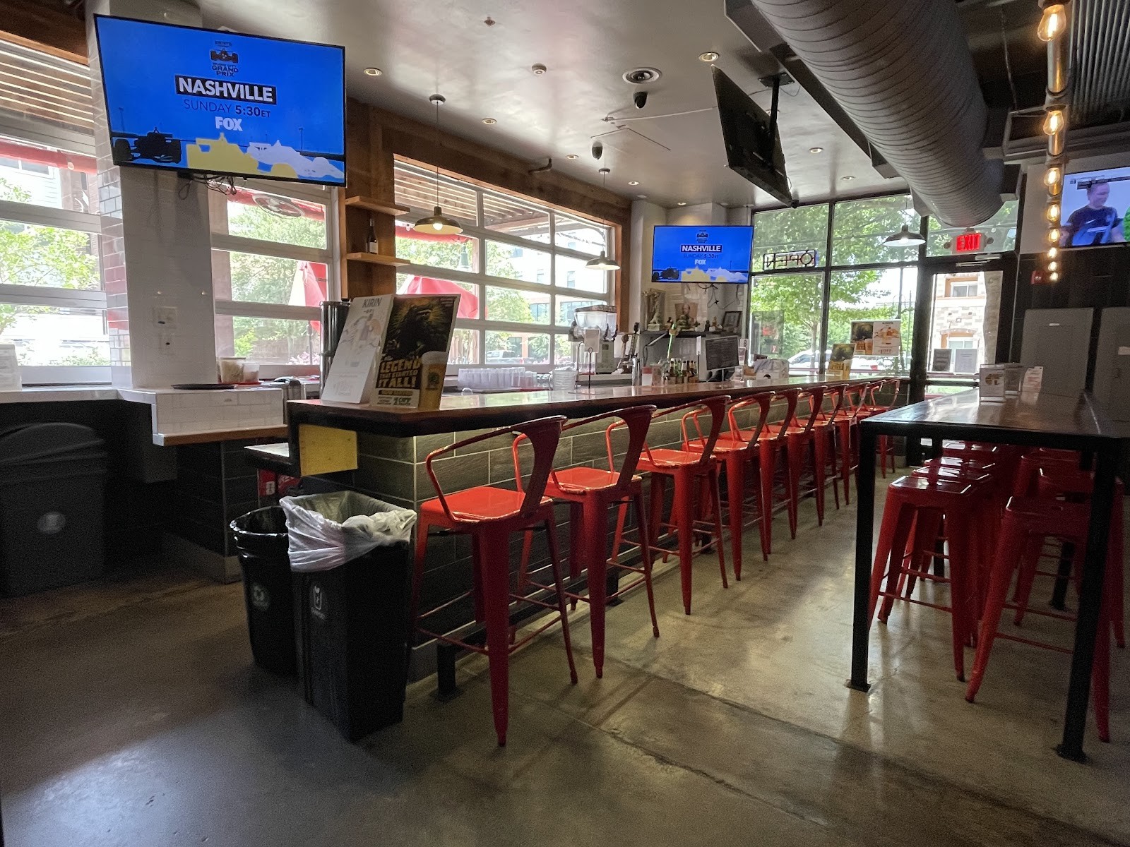 Madam Mam's Thai Cuisine, UT West Campus at 26th ST: the place