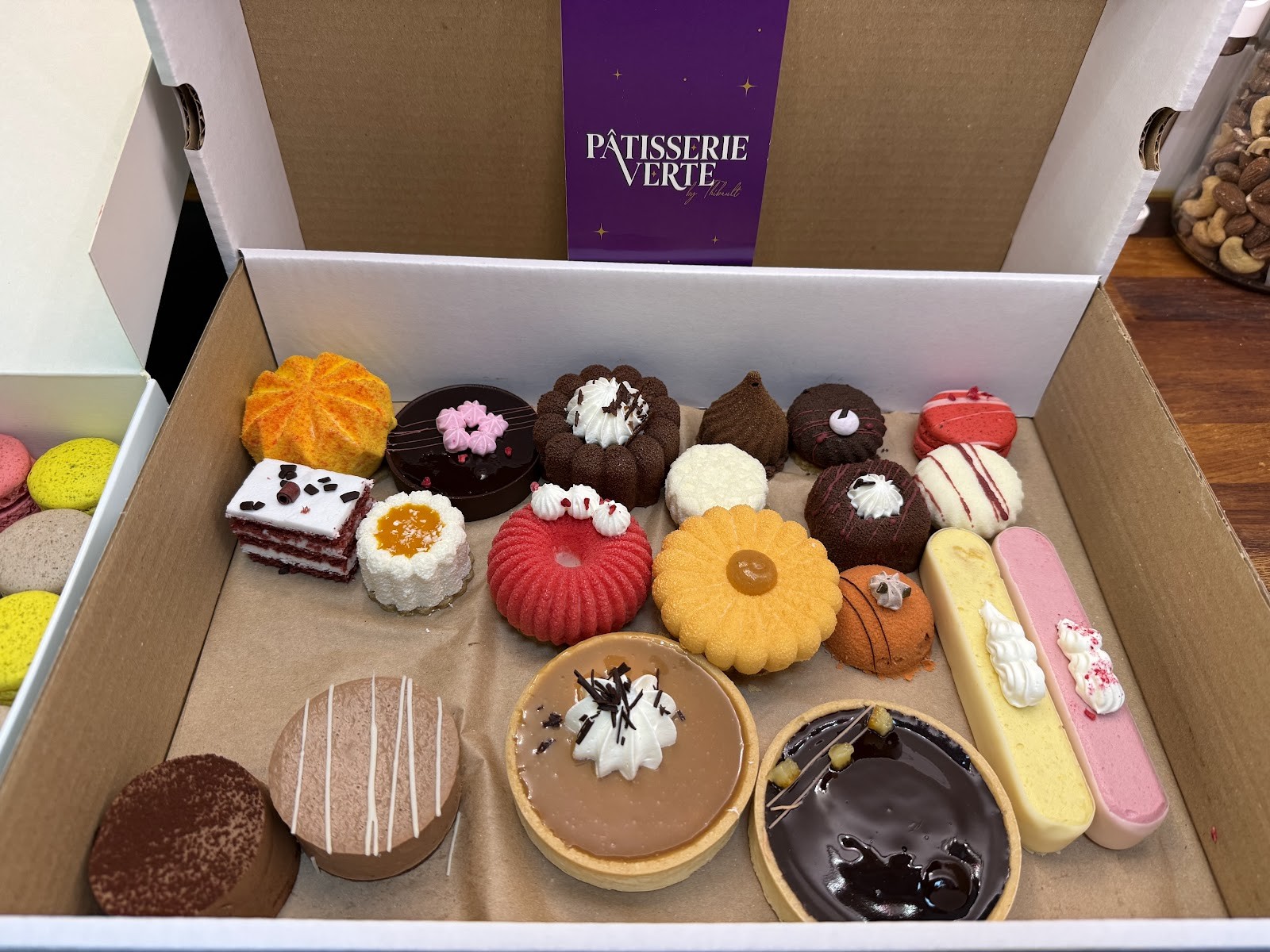 Pâtisserie Verte: food & drinks
