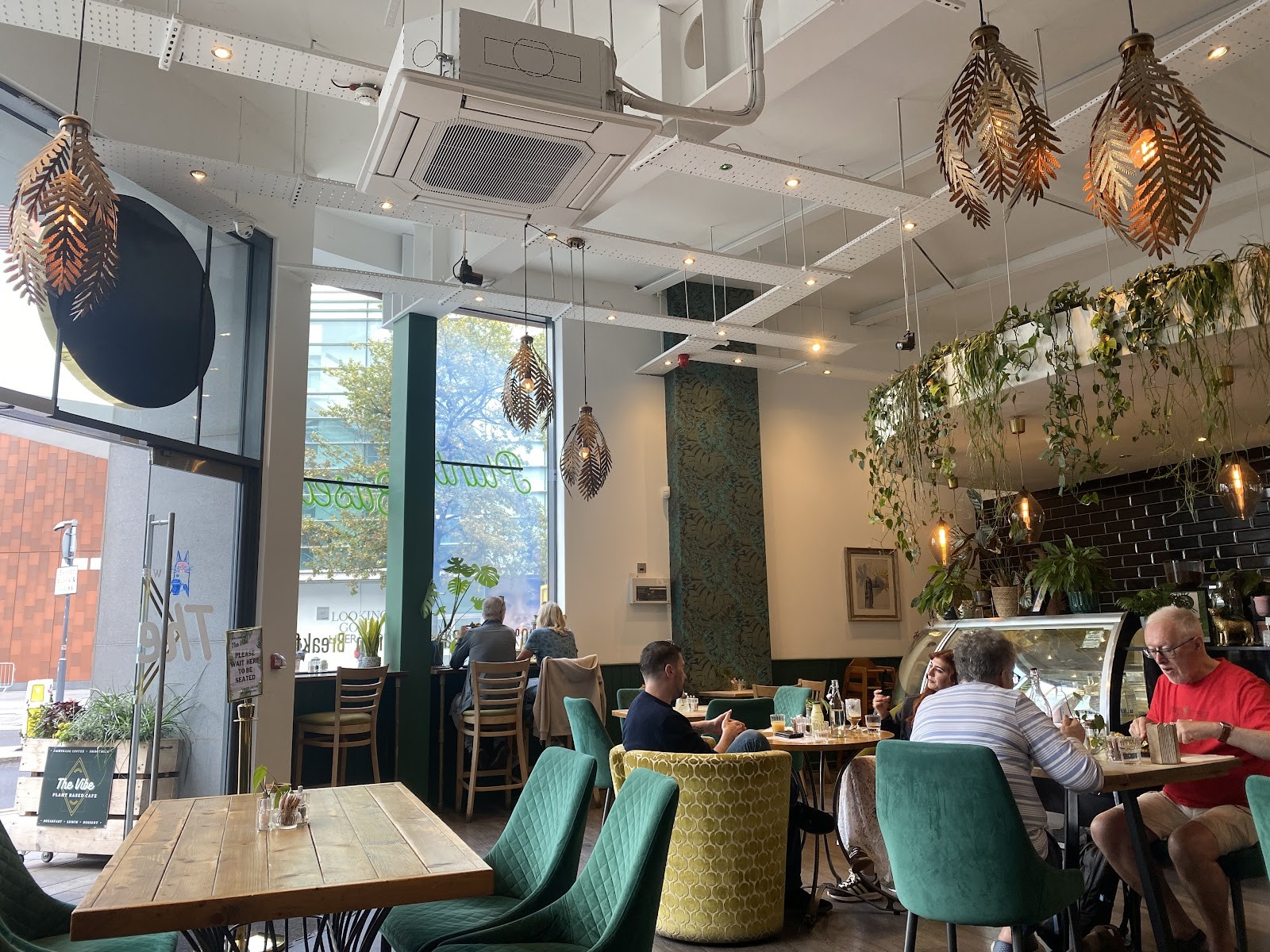 The Vibe: the place
