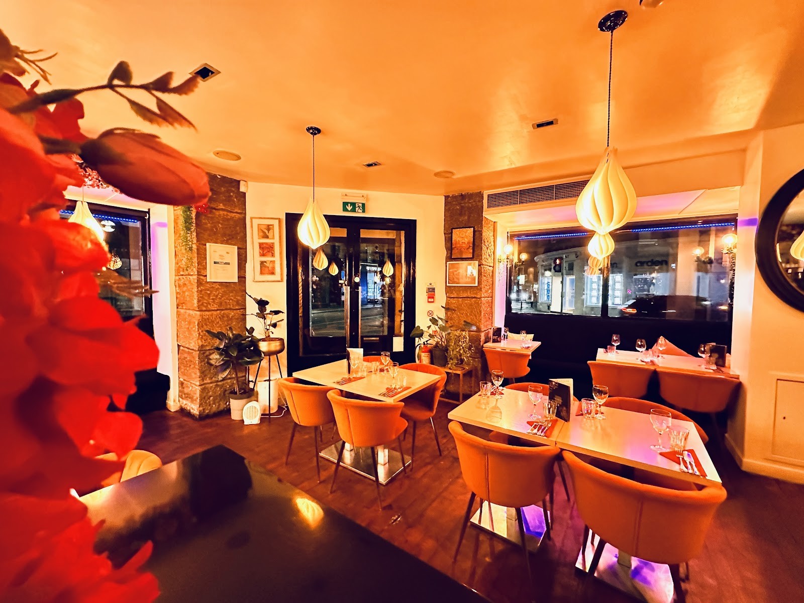 Gratitude Thai Lounge Bar: the place