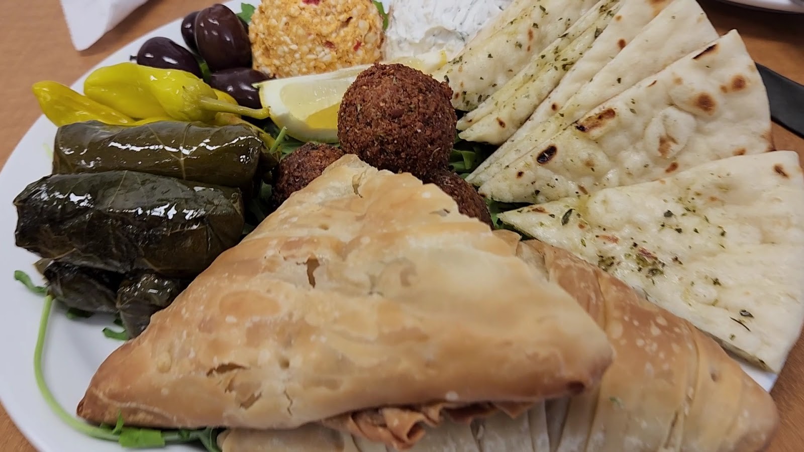 VEGANARIE - RESTO VÉGANE - VEGANERIE: food & drinks