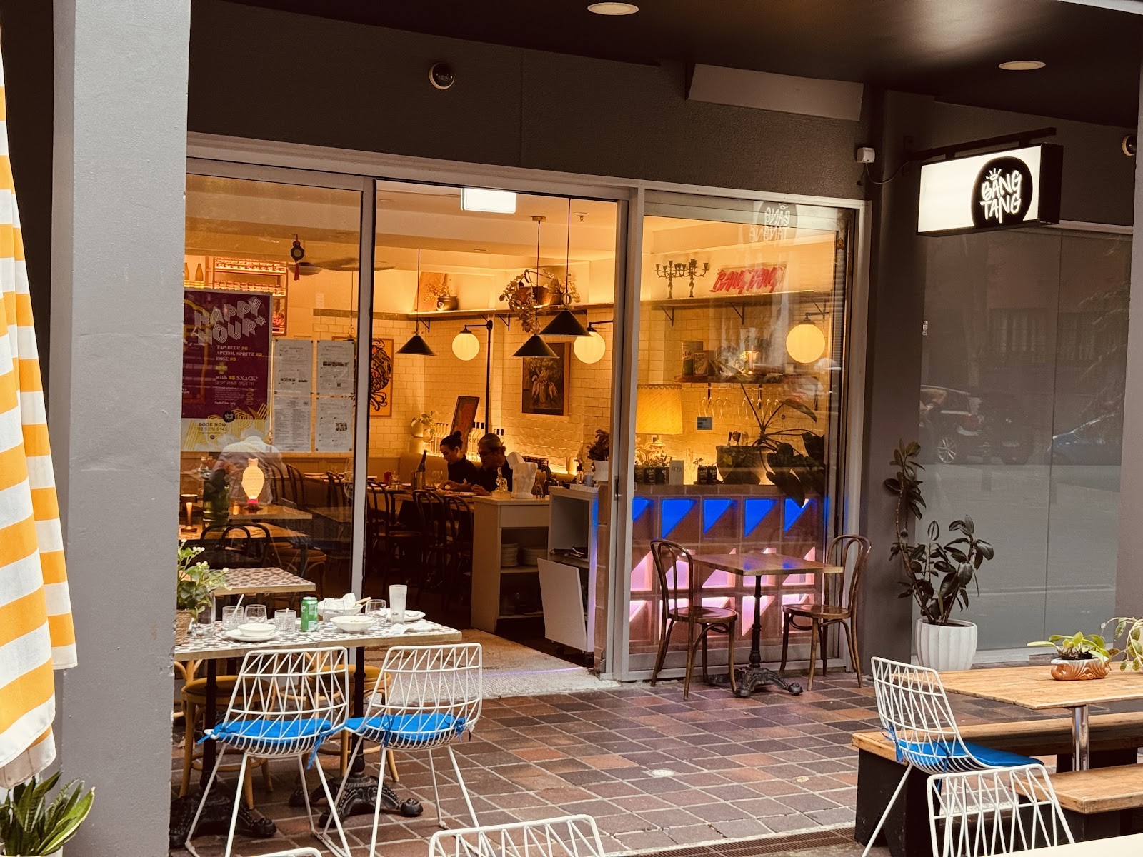 Bang Tang Potts Point: the place