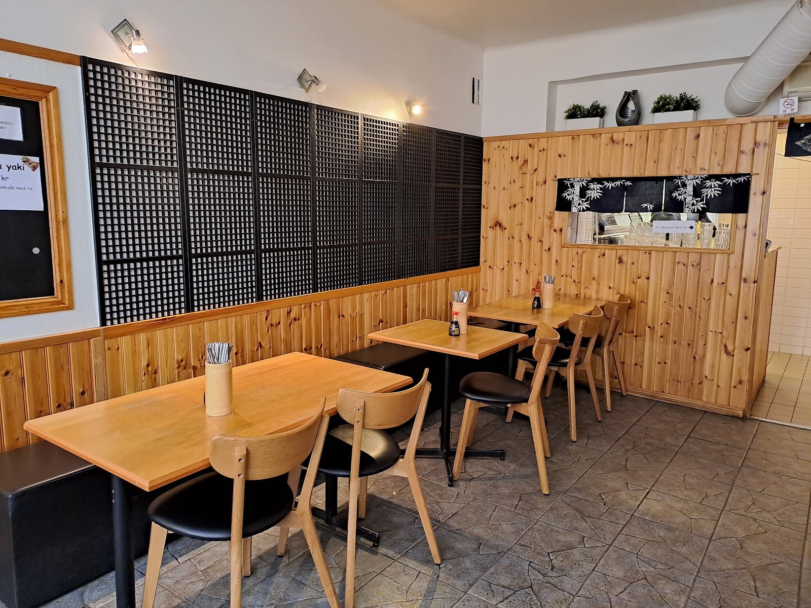 Koreana Restaurant: the place