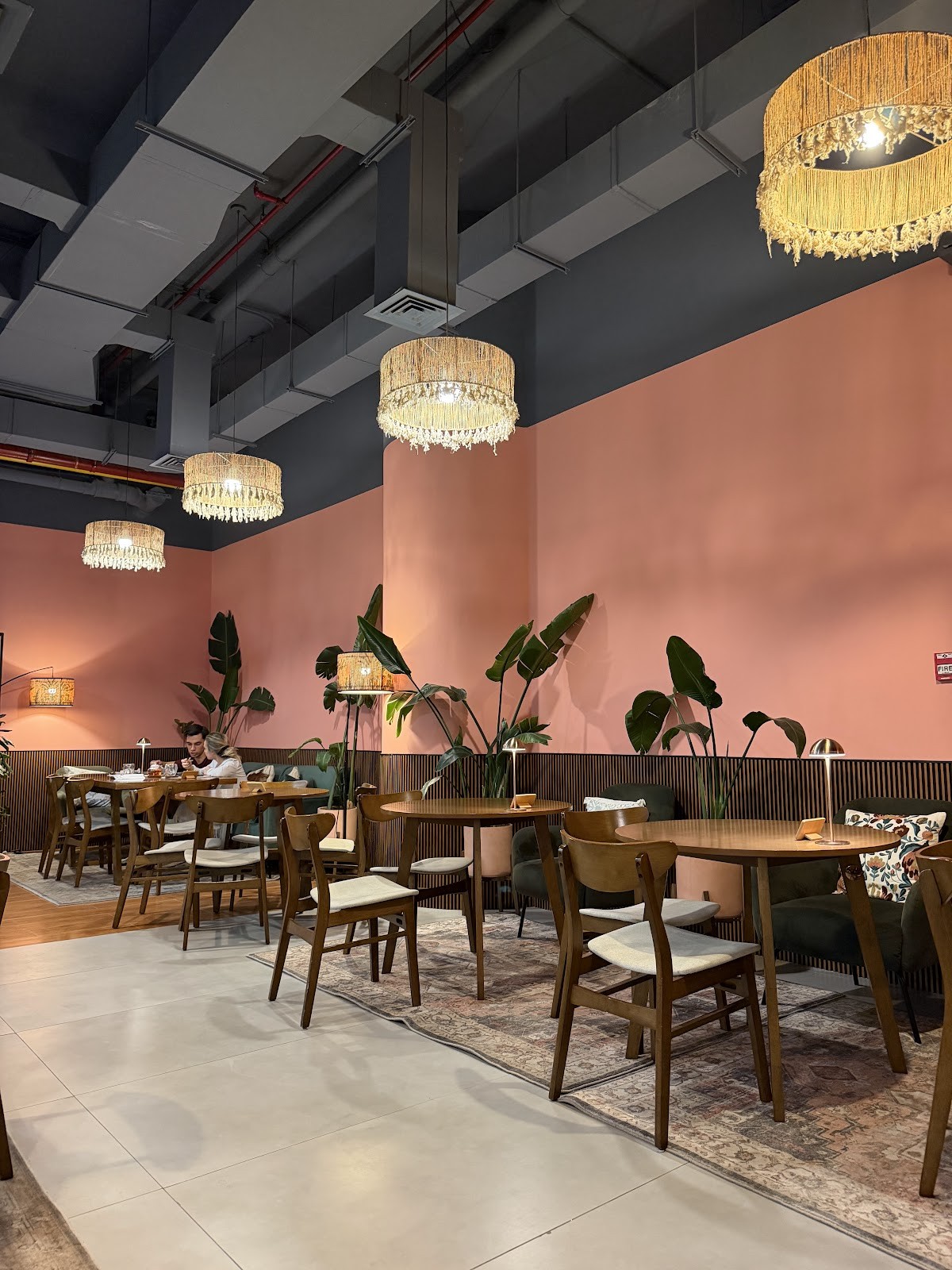 DOBRO TOP VEGAN: the place