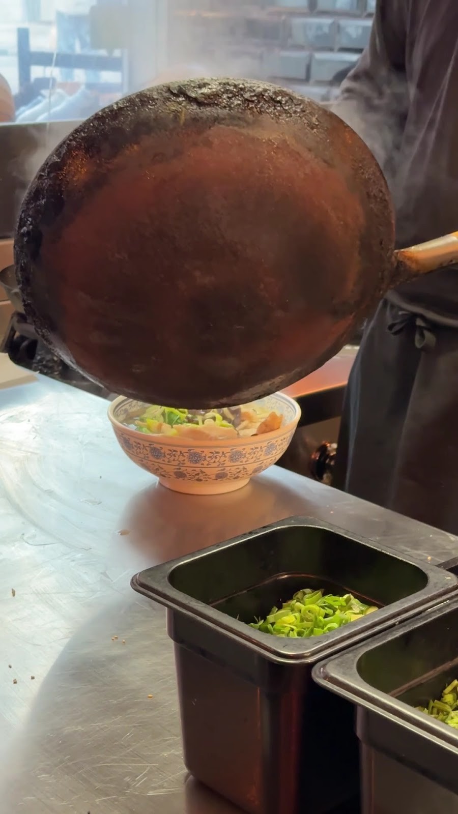 Momo Wok Box: the place