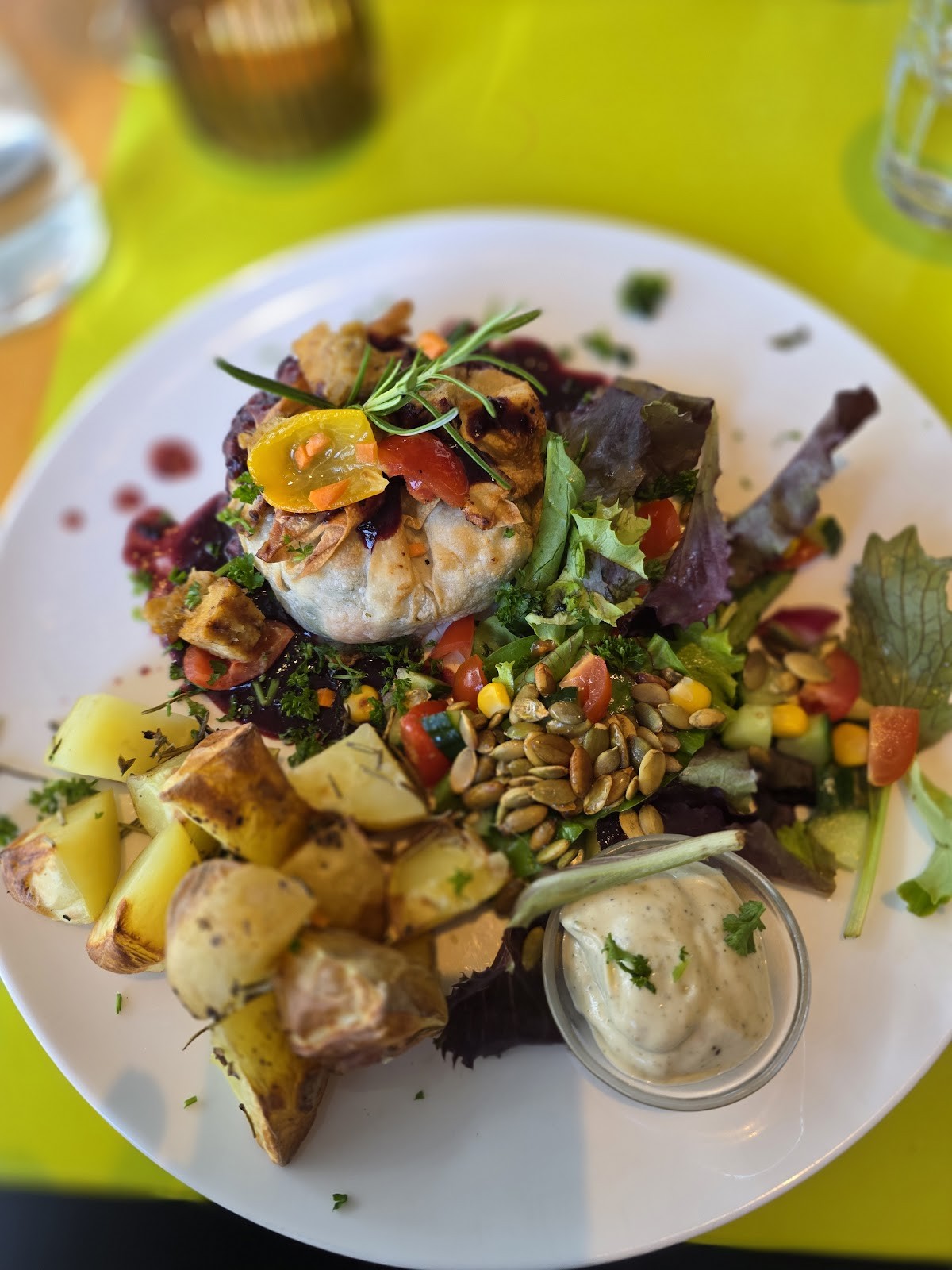 Veggies On Fire: food & drinks