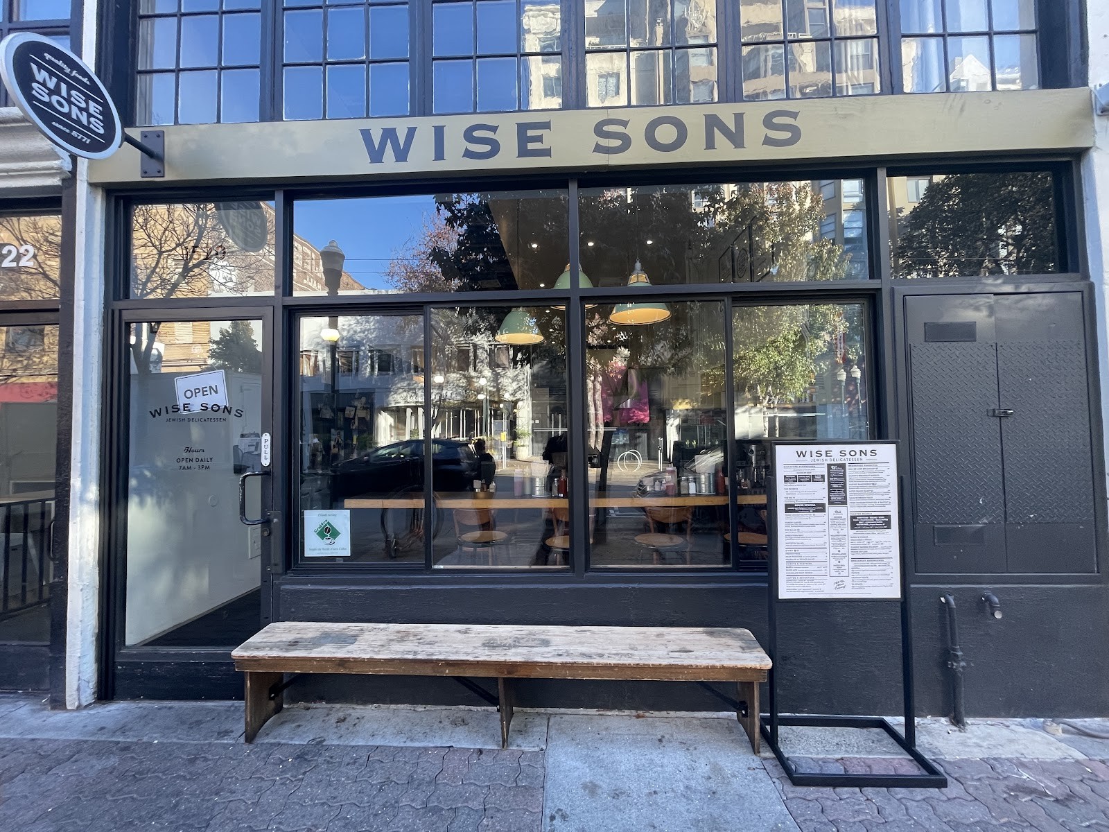 Wise Sons Jewish Deli Fillmore Street: the place