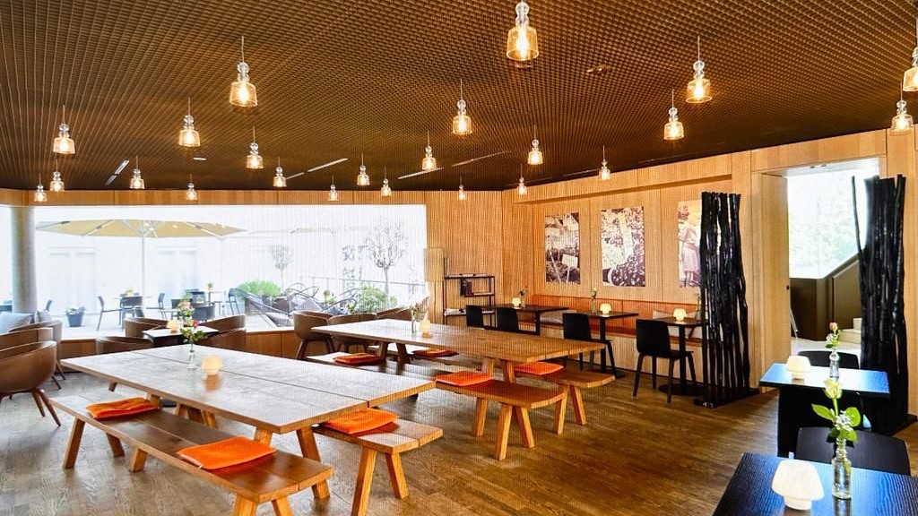 Life Deli: the place