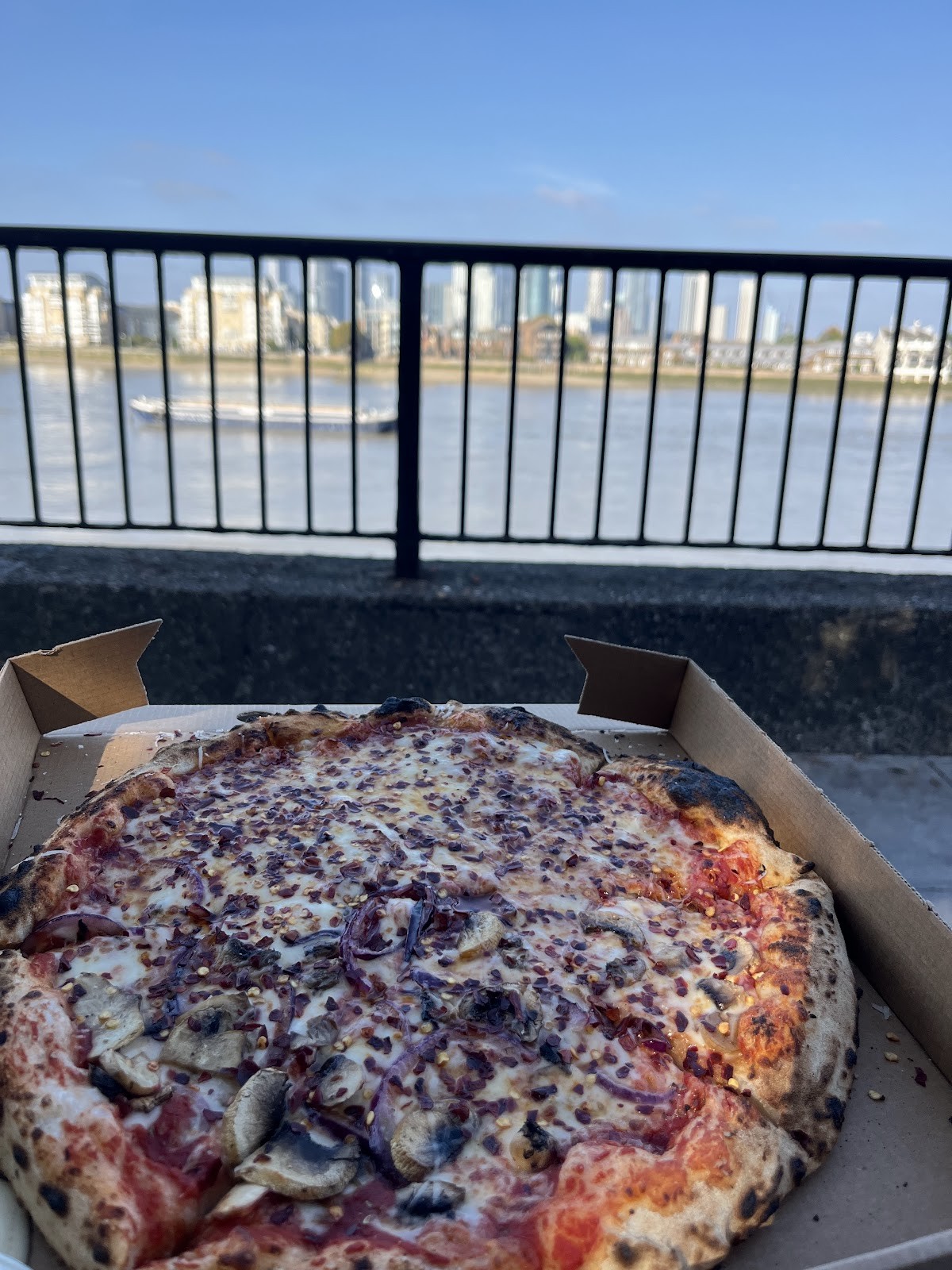 Pizza Shack: food & drinks