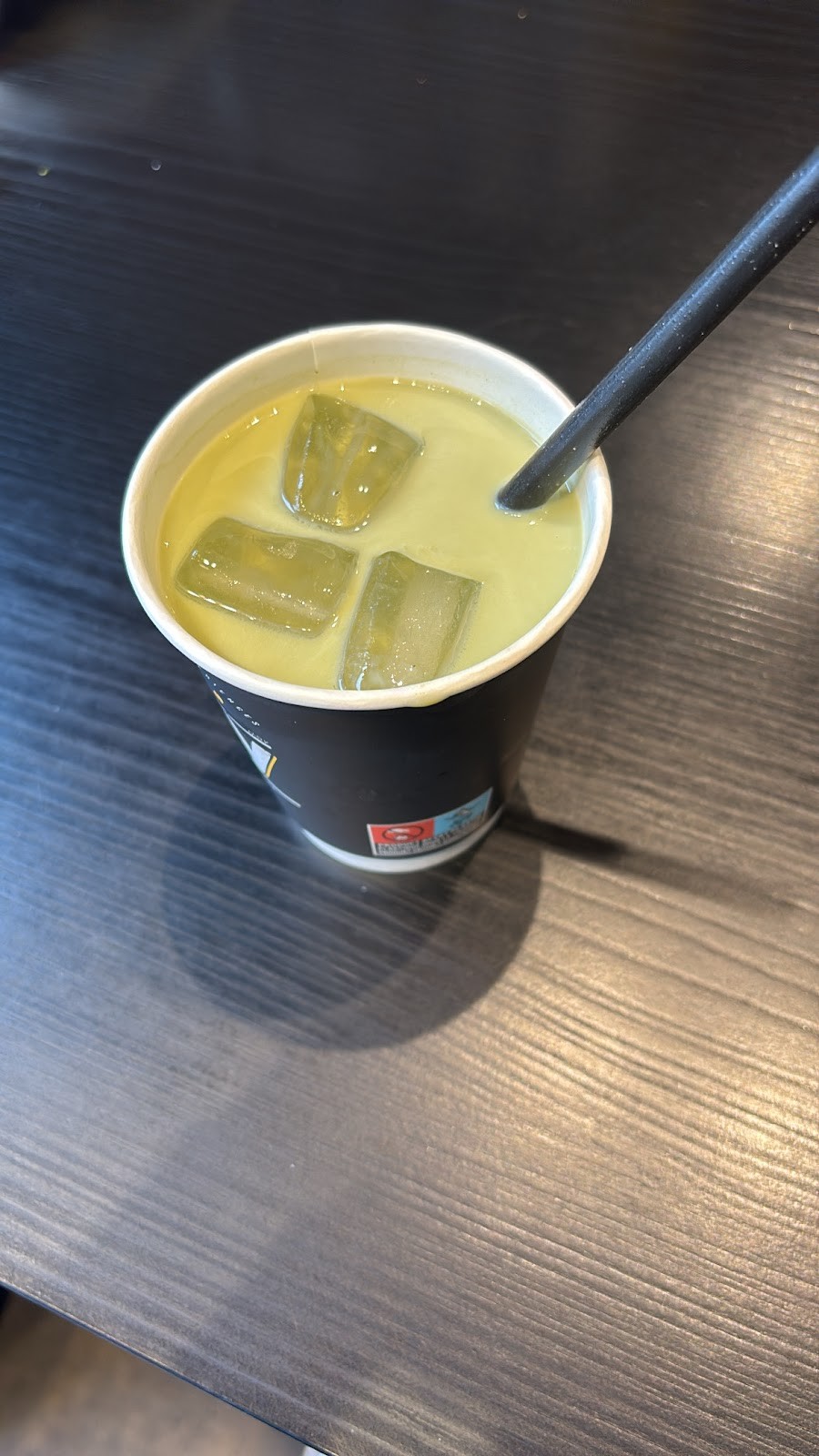 Izy Coffee: food & drinks