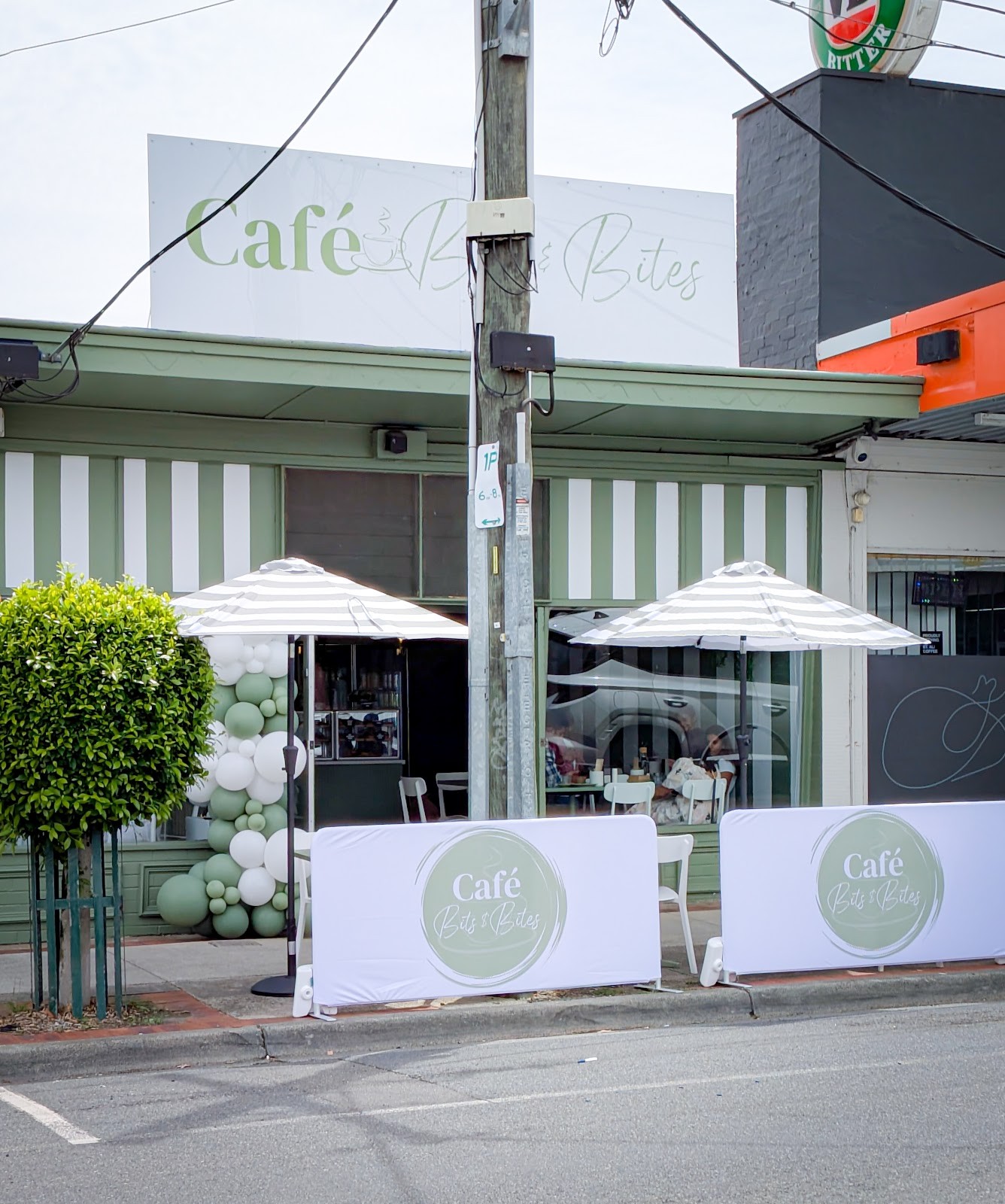 Café Bits and Bites: the place