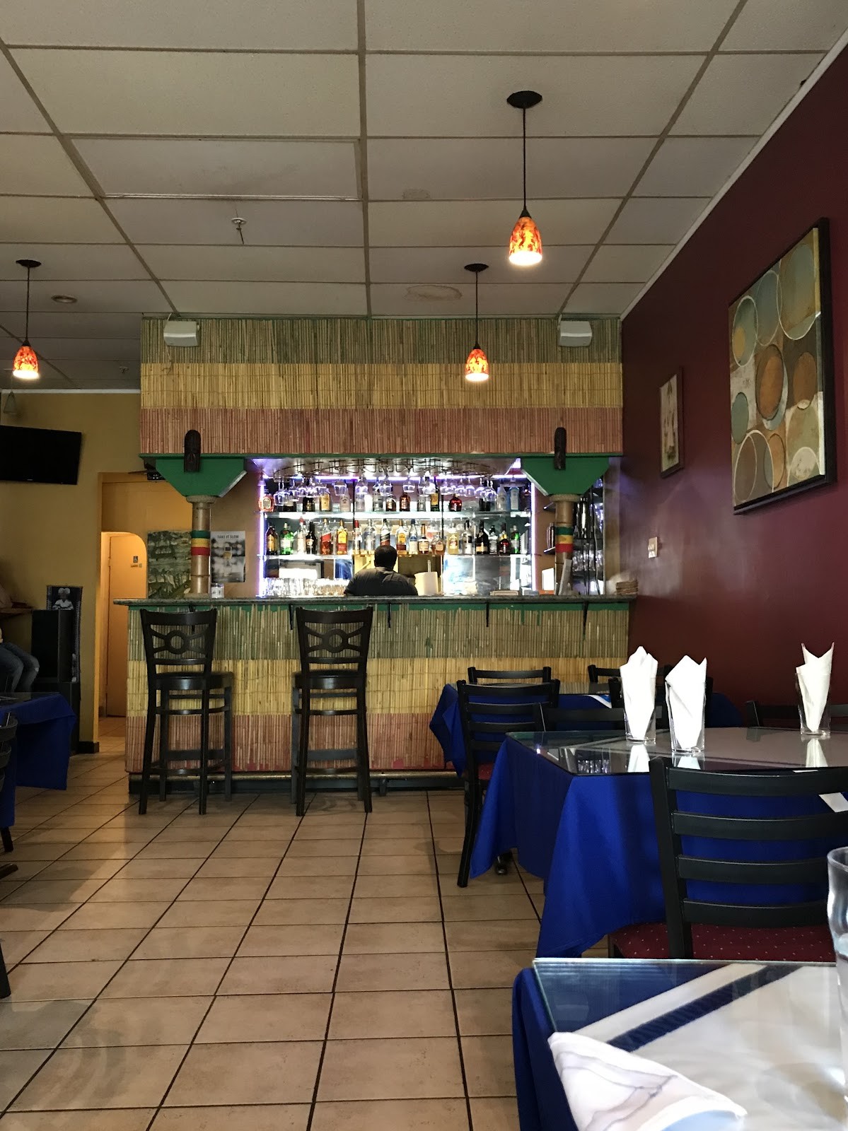 Fassil Restaurant: the place