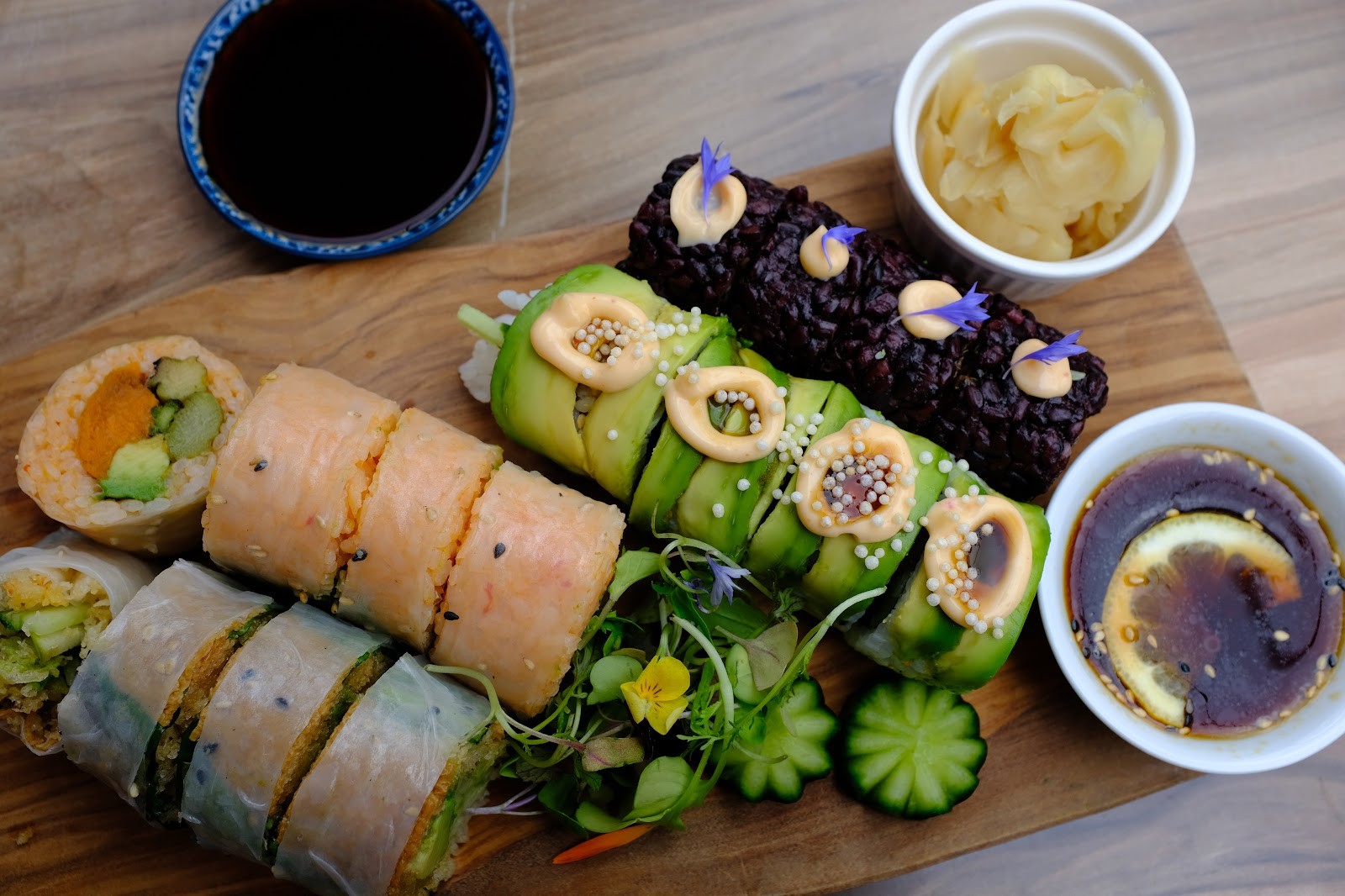 Ohana Sushi Vegan: food & drinks