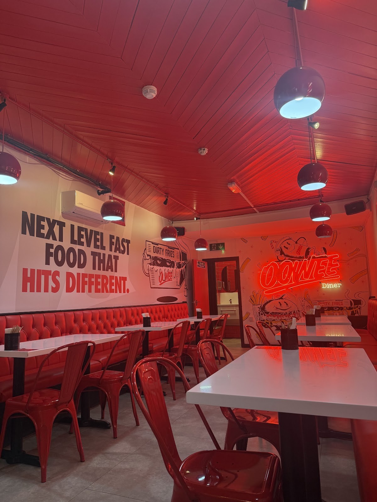 Oowee Diner - Burgers, Fried Chicken & Shakes.: the place