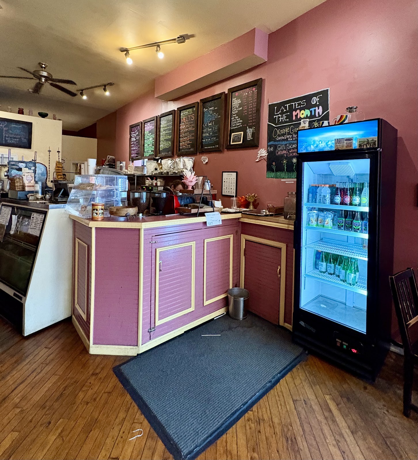 Red Hook Coffee and Tea: the place