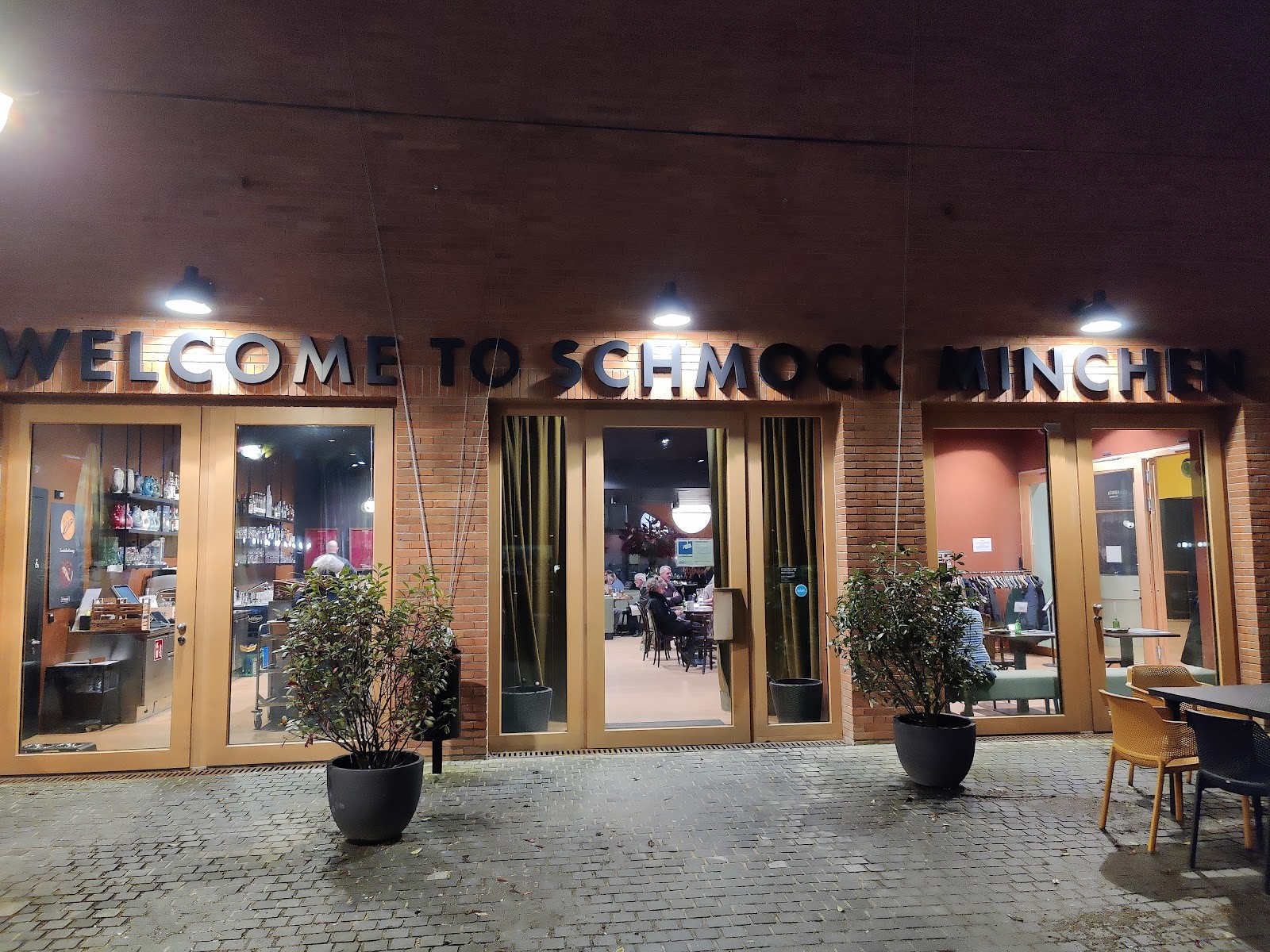 Schmock: the place