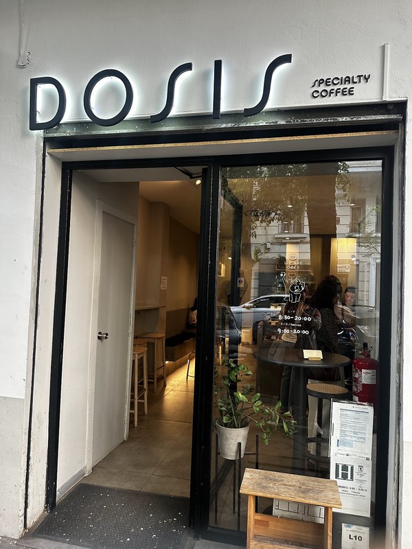 DOSIS CAFE: photo 4