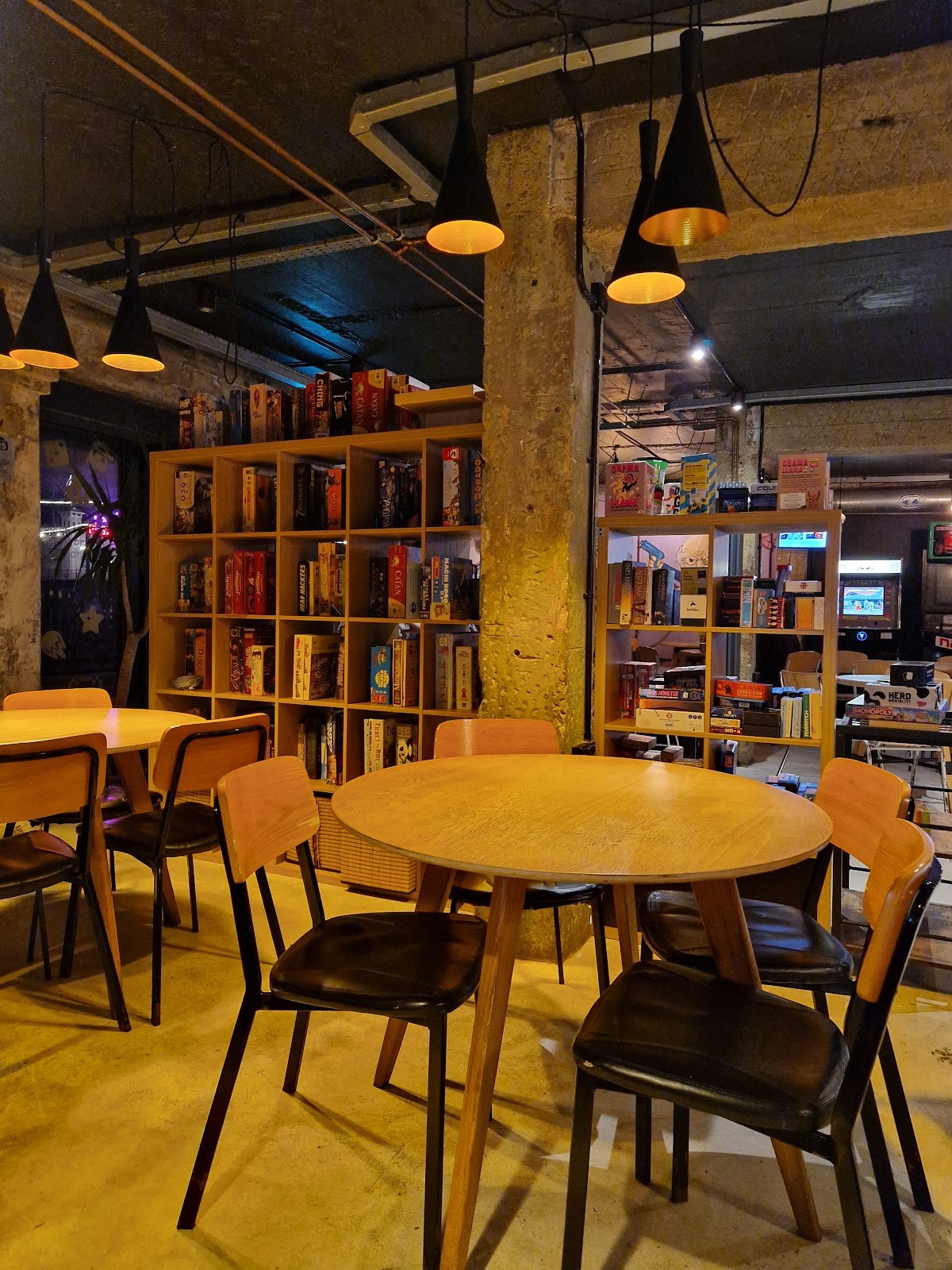 Loading Bar: the place