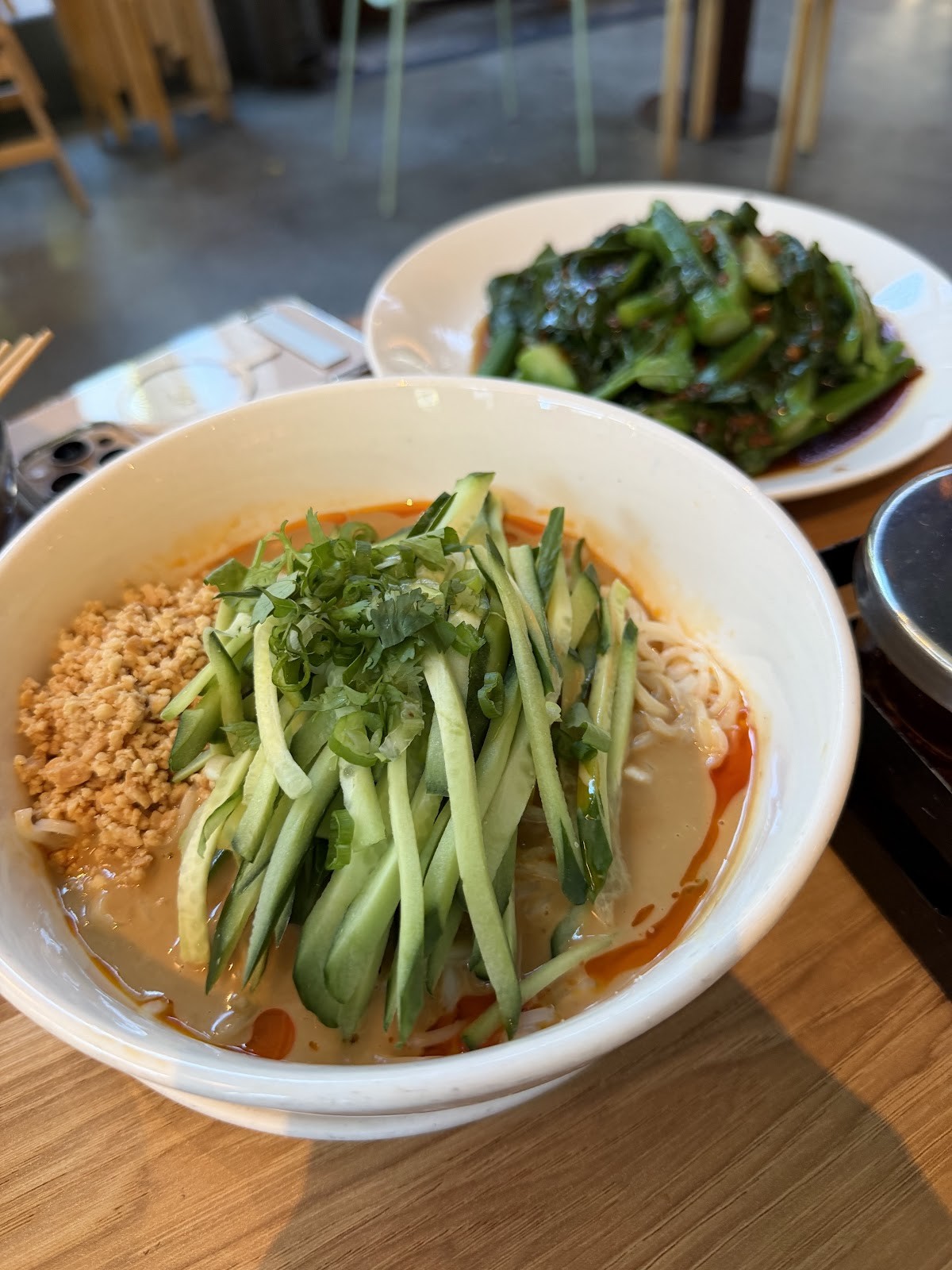 Pine and Crane DTLA: food & drinks