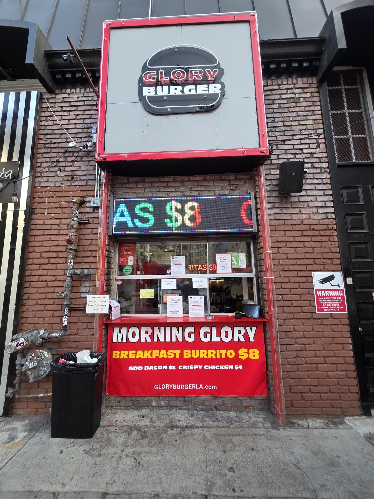 Glory Burgers: the place