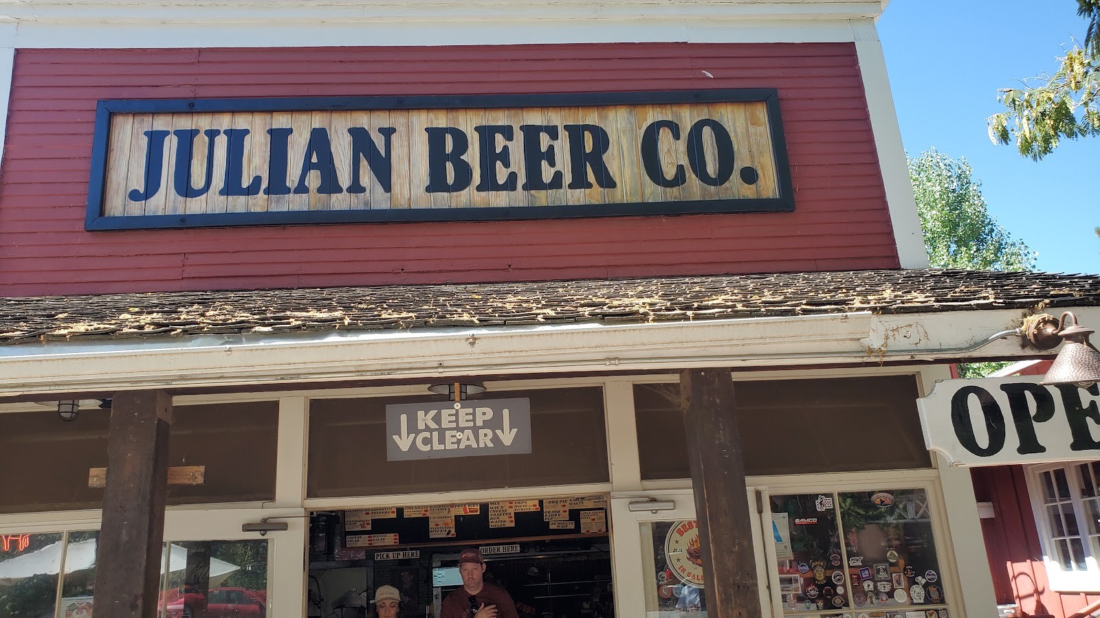 Julian Beer Co.: the place