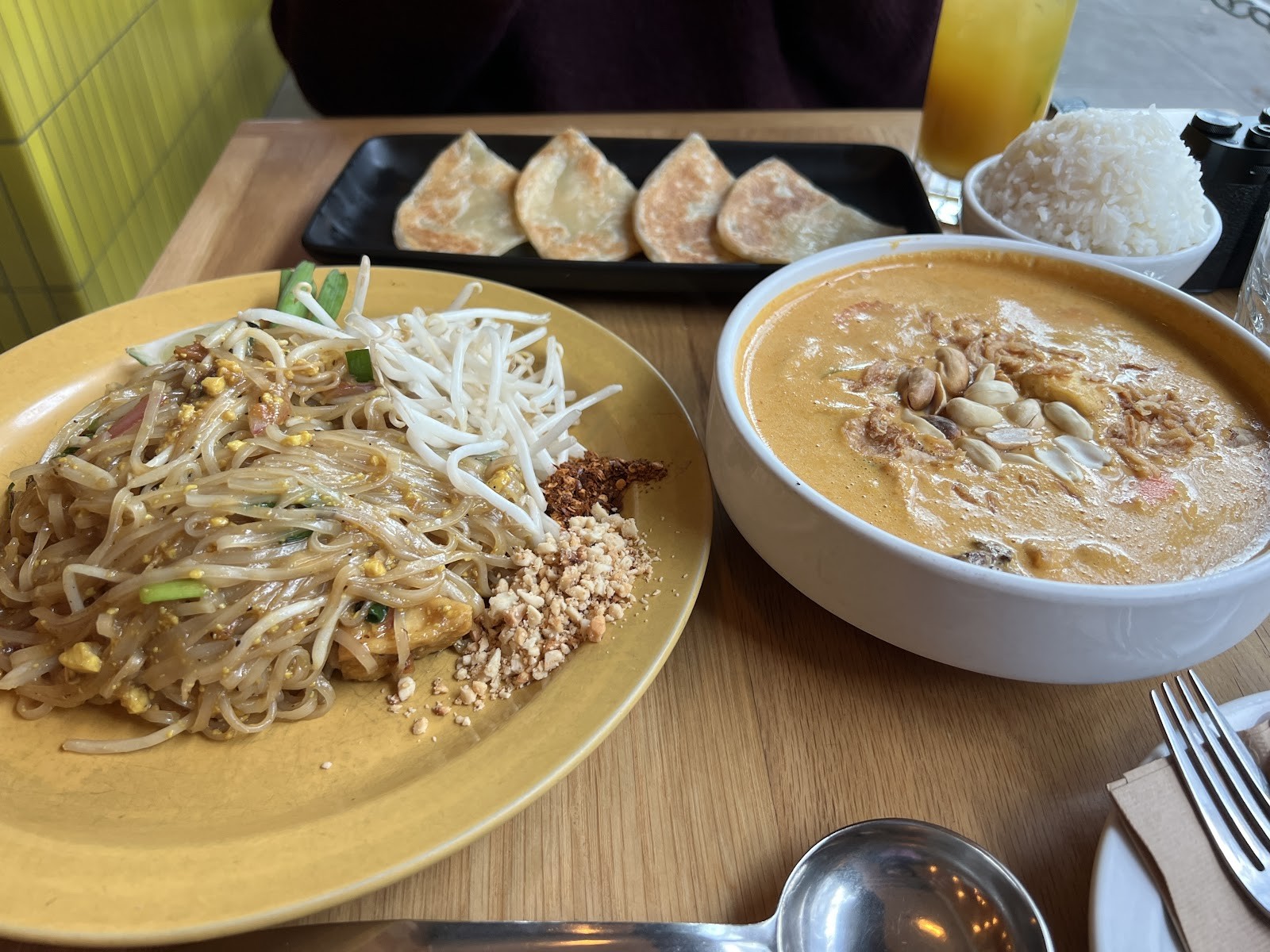 Kati Vegan Thai (Seattle): food & drinks