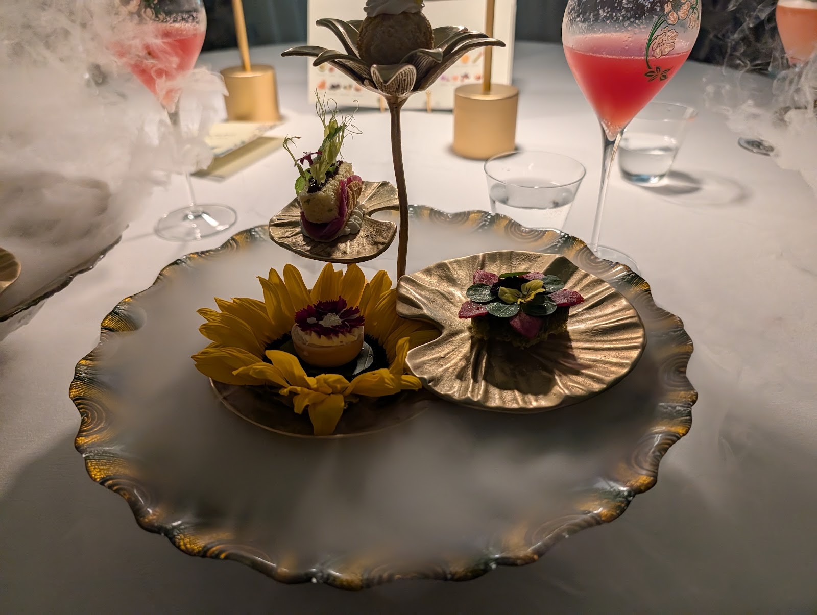 Avatara Restaurant: food & drinks