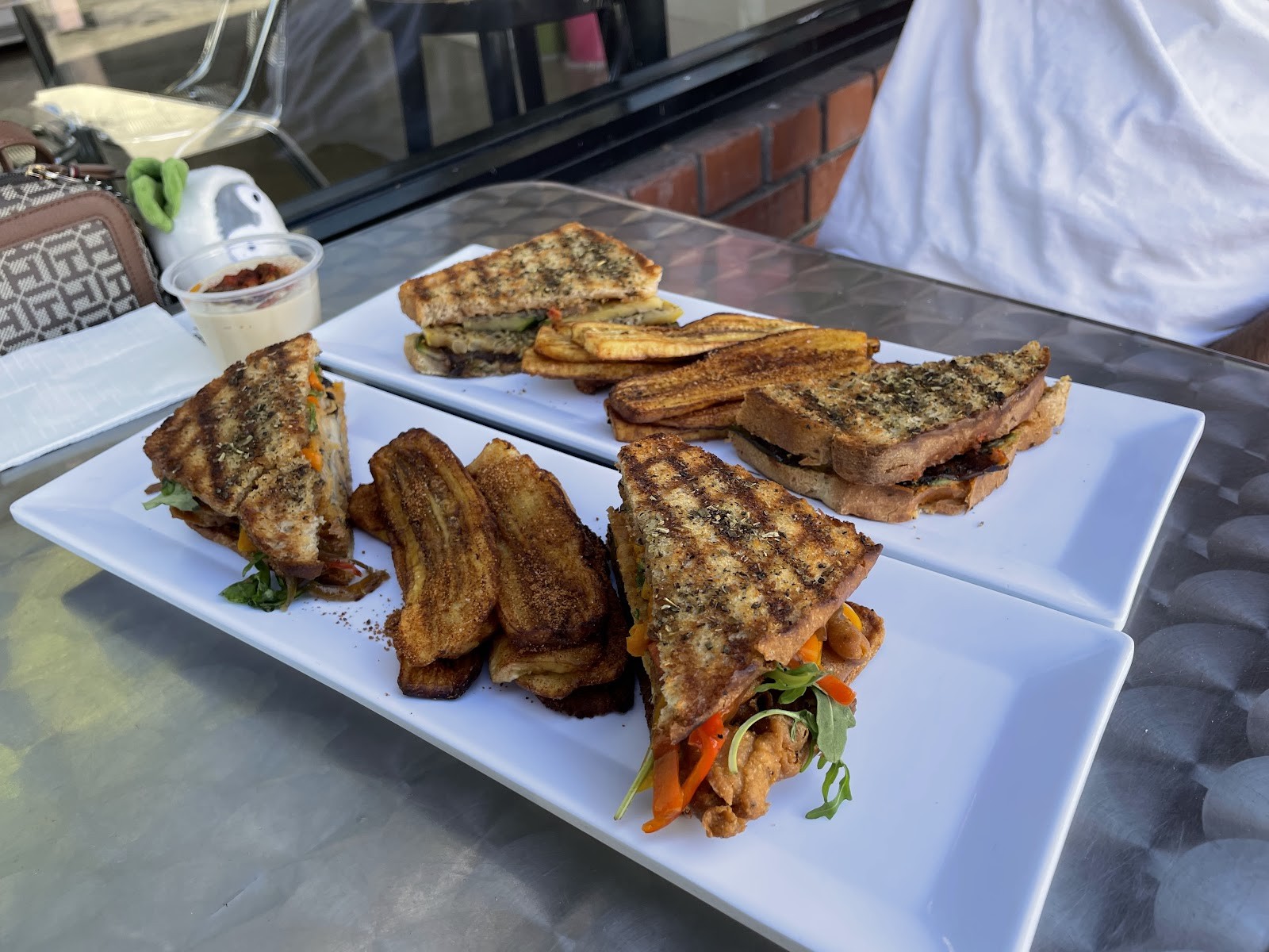 Beyond Vegan Eats: food & drinks
