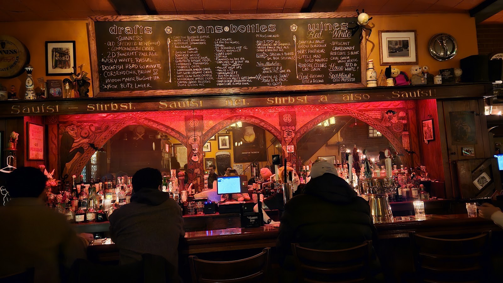 Fergie's Pub: the place