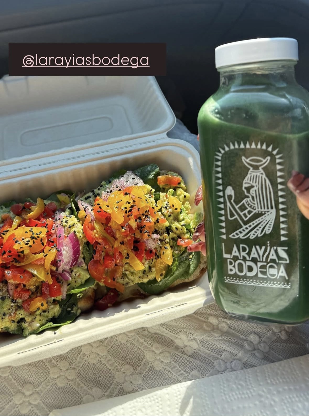 LaRayia's Bodega: food & drinks
