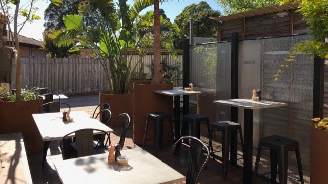 Birdcage Altona Cafe: the place