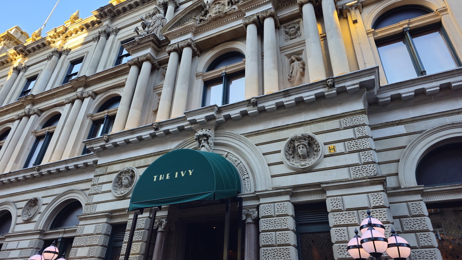 The Ivy Buchanan Street, Glasgow: the place
