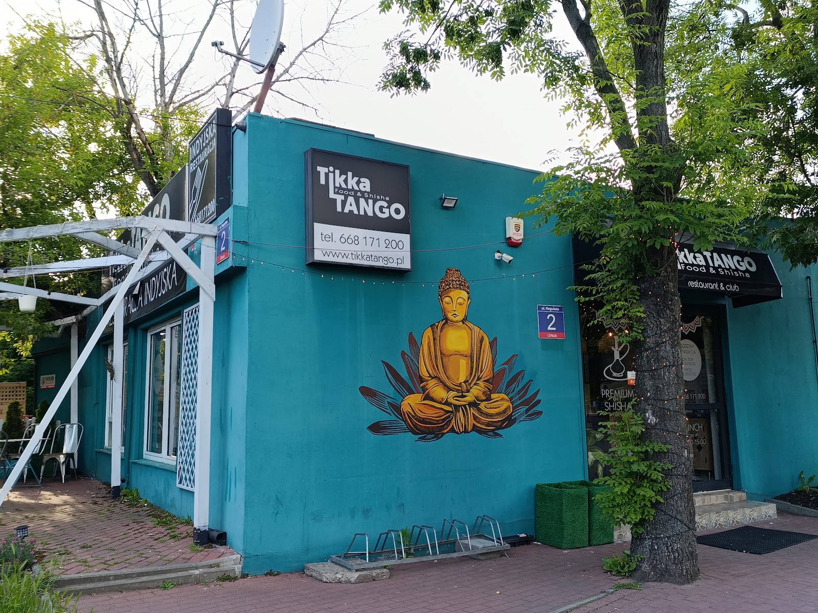 Tikka Tango Food And Shisha Indyjska Restauracja: the place