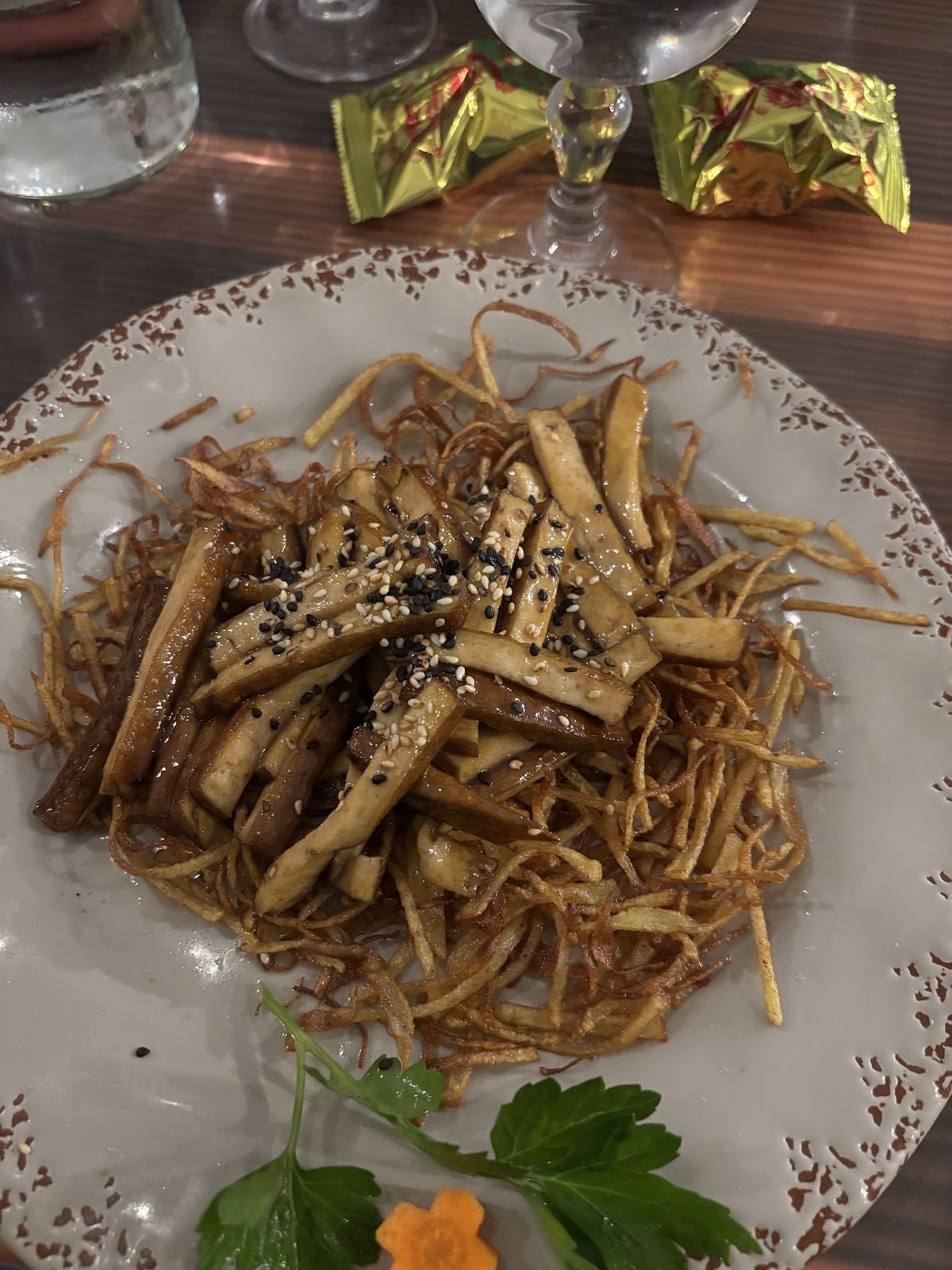 Bambu Chinese Brasserie: food & drinks