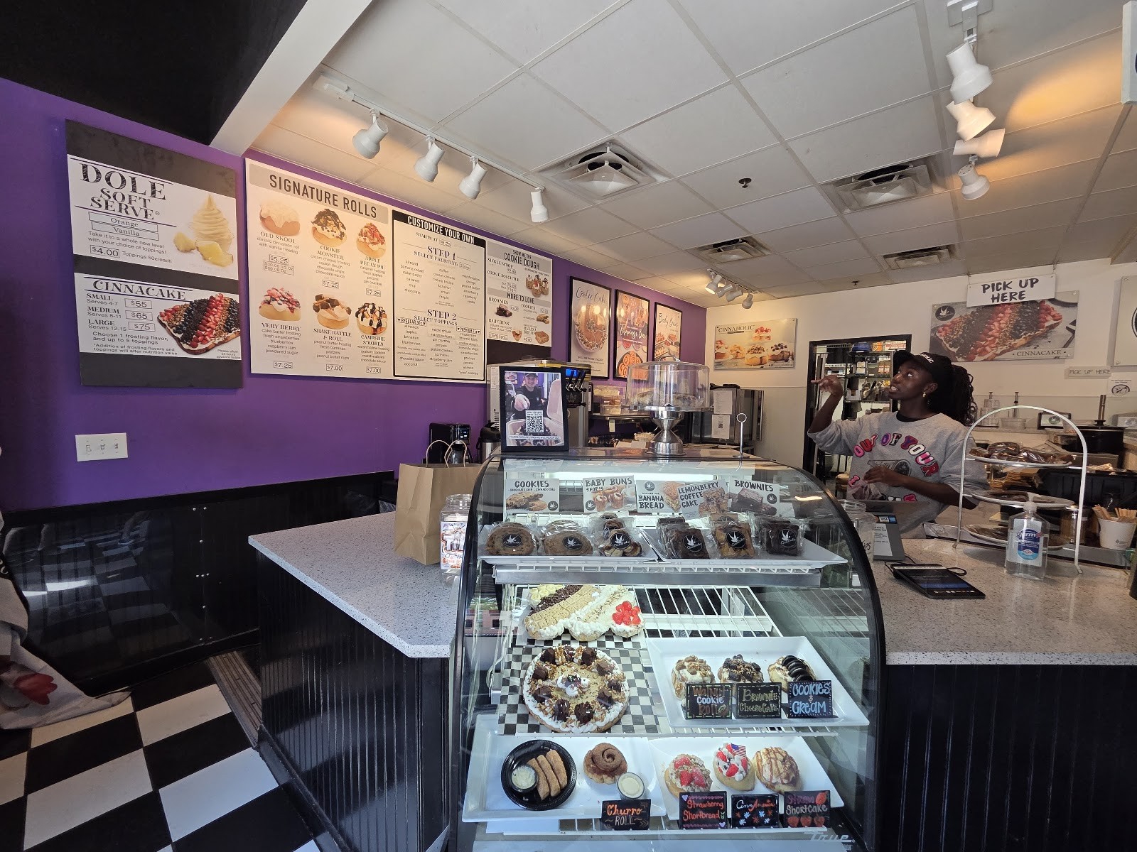 Cinnaholic: the place