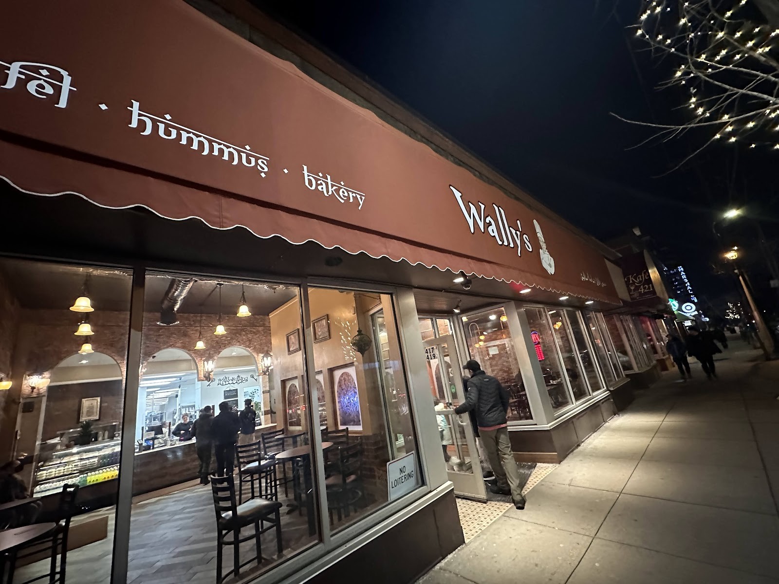 Wally's Falafel and Hummus: the place