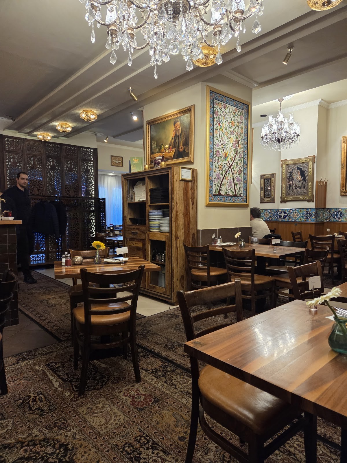 Pars Restaurant: the place