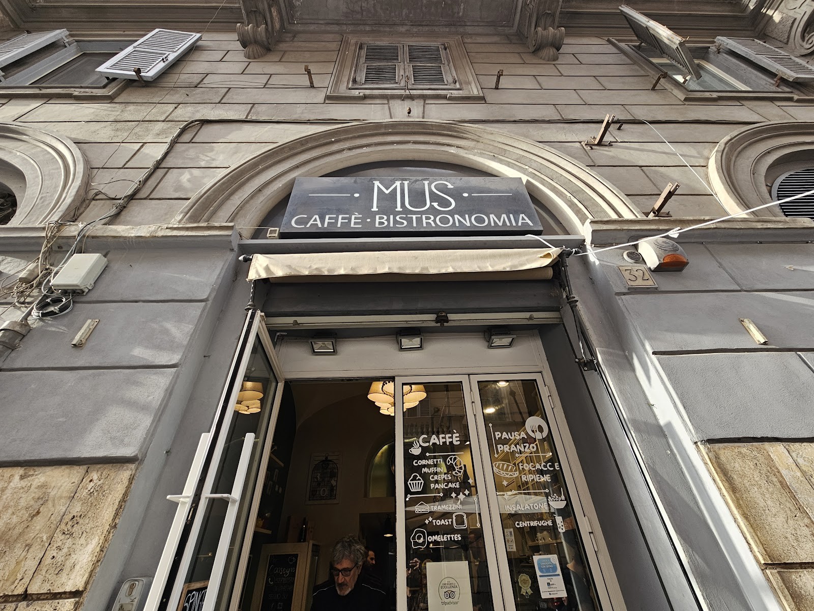 Mus Caffe: the place