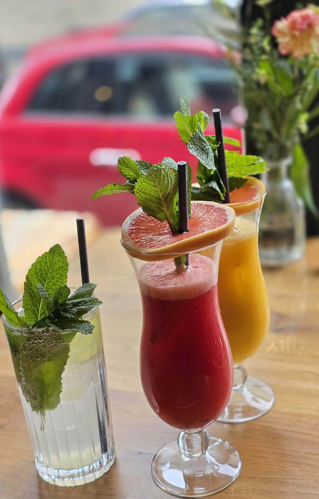 TA Vegan House: food & drinks