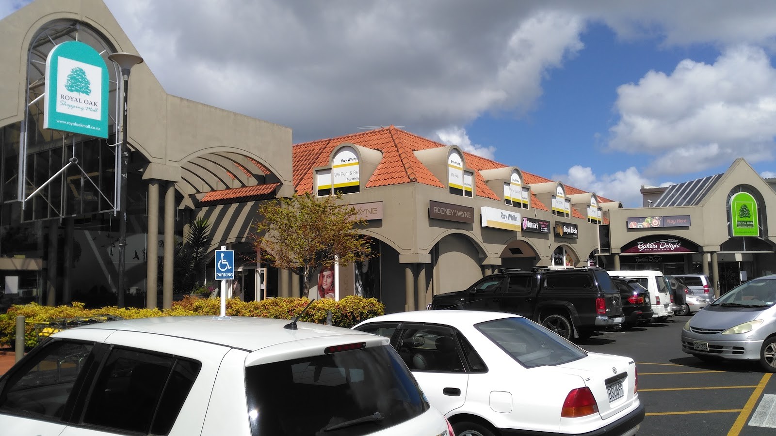 Bakers Delight - Royal Oak: the place