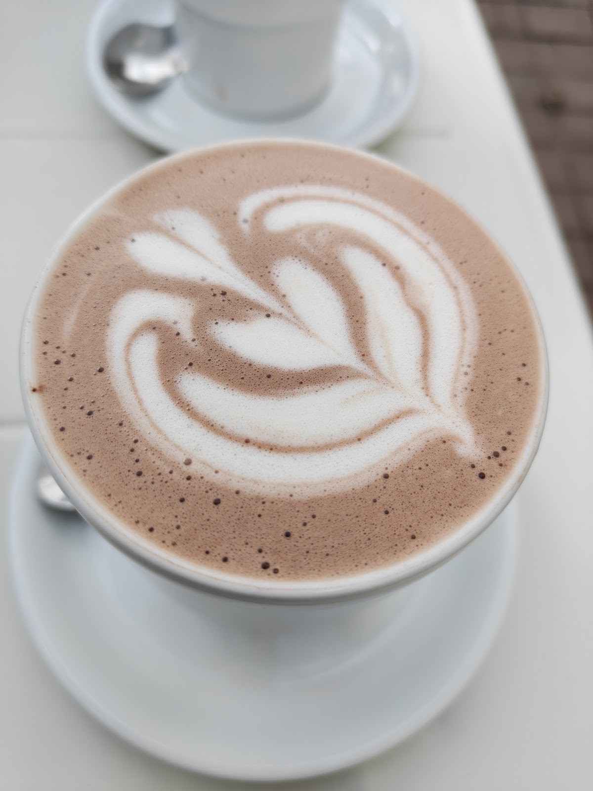 Damka cafe & bakery: food & drinks