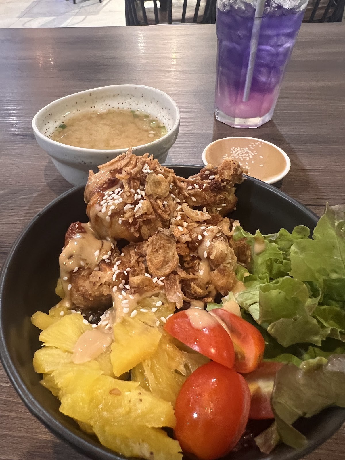 VEGANERIE Grand Palace (วีแกนเนอรี วัดพระแก้ว): food & drinks