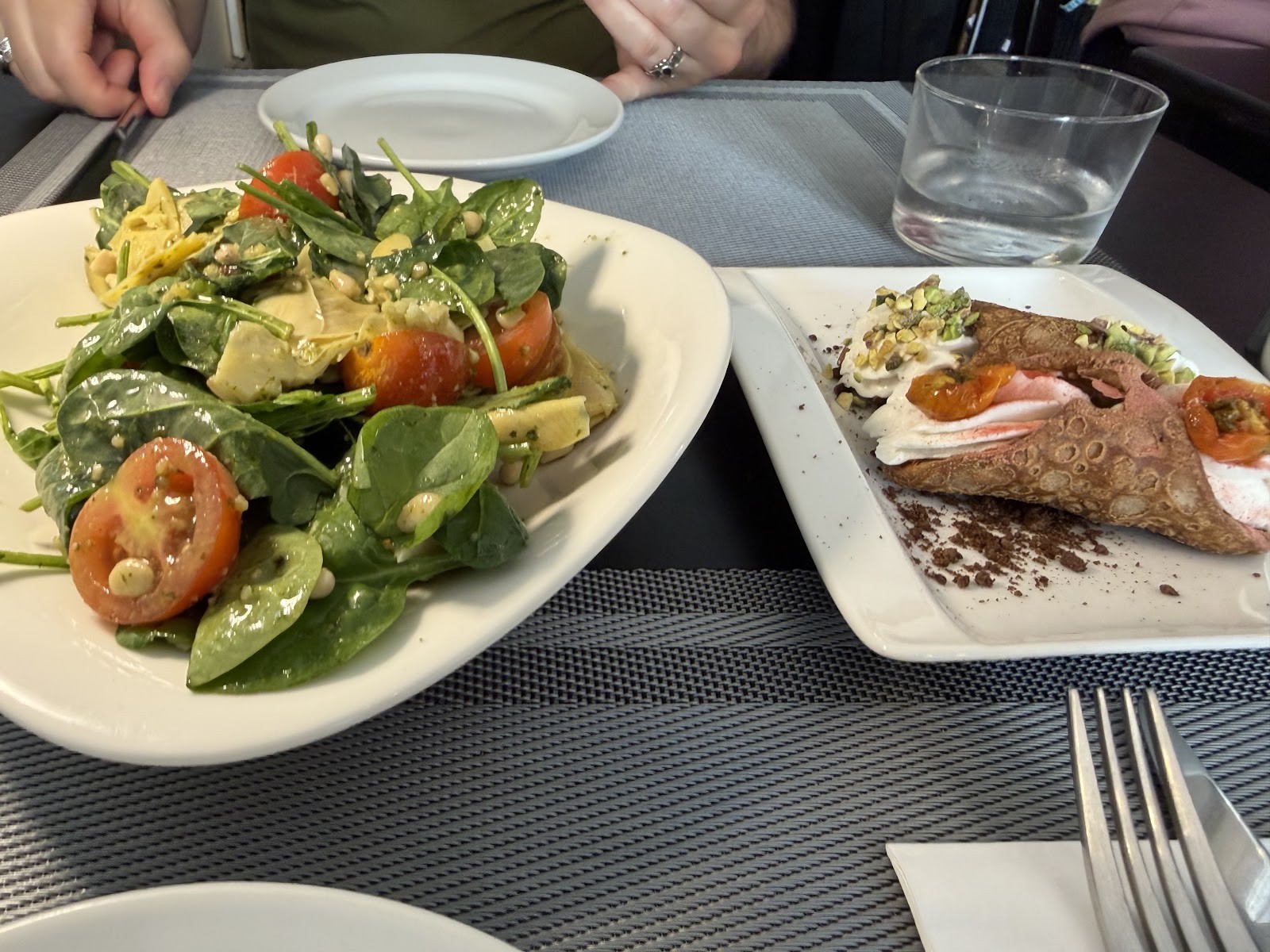 Novapizza Vegan Italian Restaurant: food & drinks