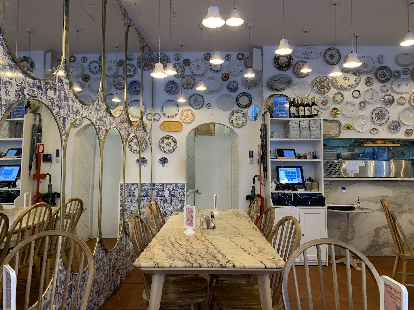 Breakfast Lovers Misericórdia: the place