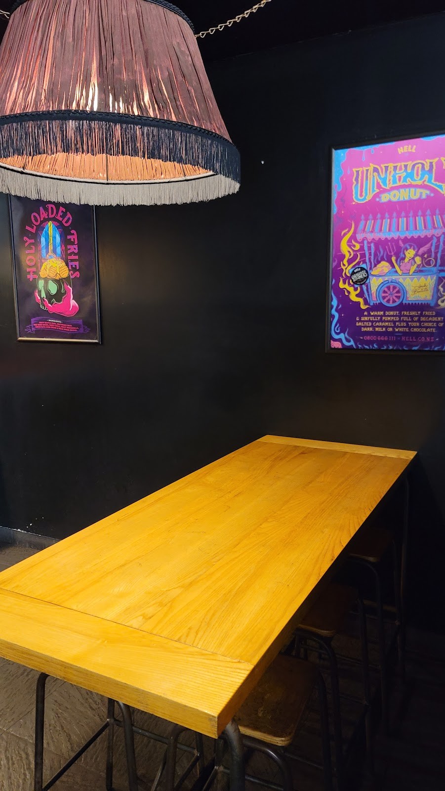 HELL Pizza Mount Albert: the place