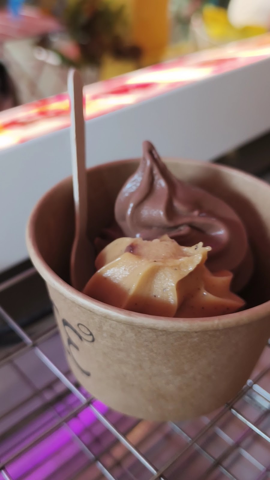 Rice 9 Gelato: food & drinks