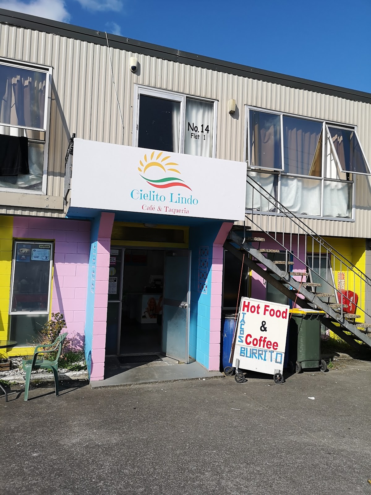 Cielito Lindo Cafe & Taqueria: the place