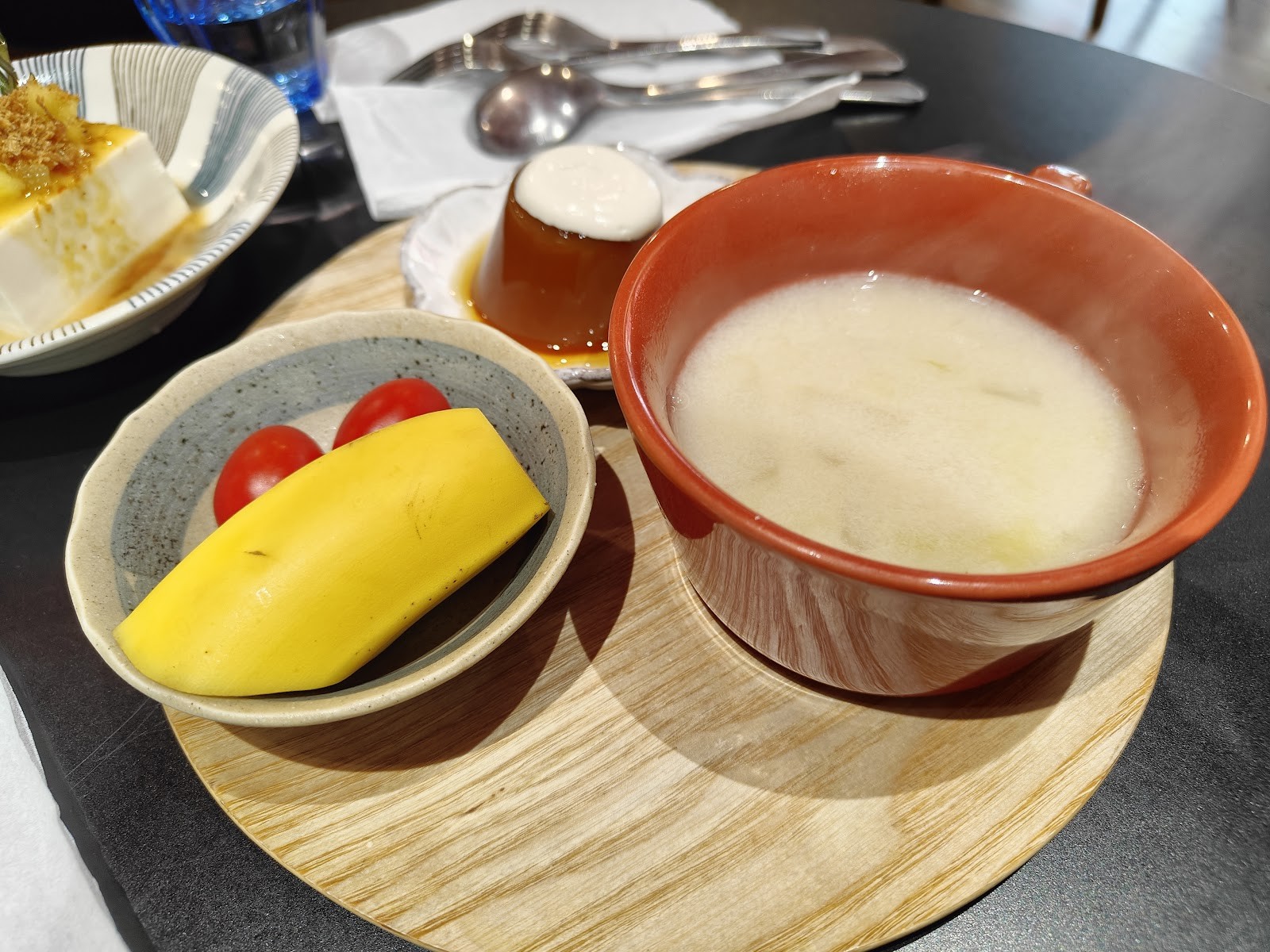 Syosyohoubou - 無所洋食: food & drinks