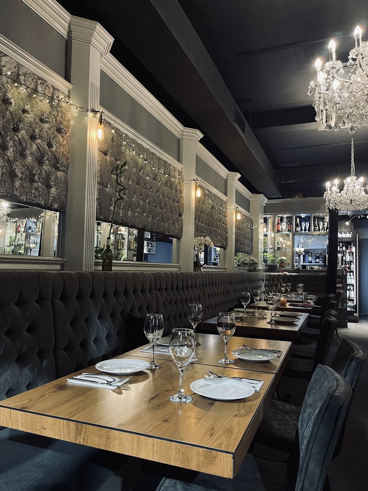 Barsana Pure Vegetarian and vegan Indian Restaurant: the place